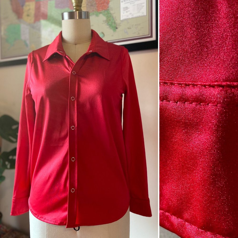 90s/Y2K super stretchy polyester snap front Top